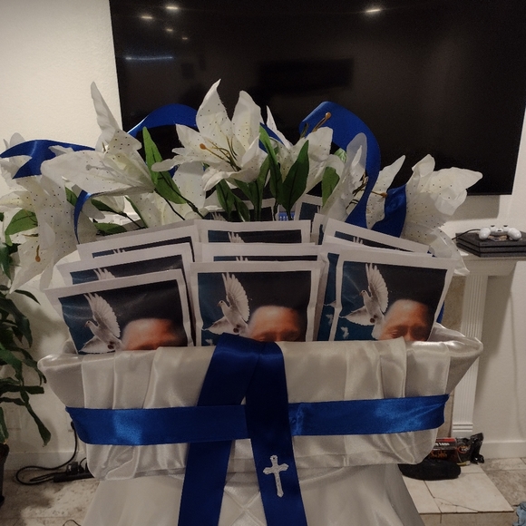 Memory/ Celebration Baskets - Picture 10 of 15